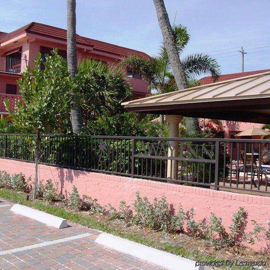 Away Inn Lauderdale-by-the-Sea Buitenkant foto
