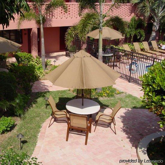 Away Inn Lauderdale-by-the-Sea Restaurant foto